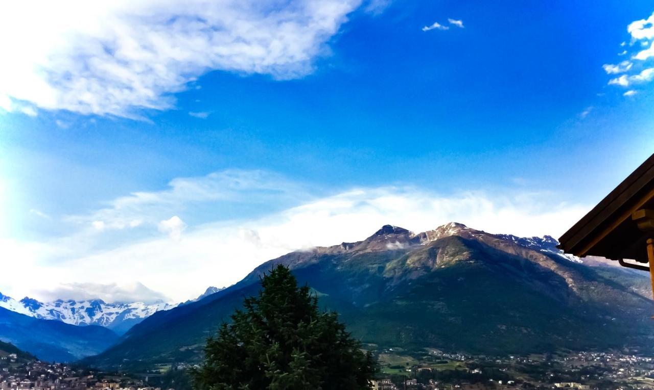 Agriturismo B&B Chevres A Cheval Aosta Exteriér fotografie